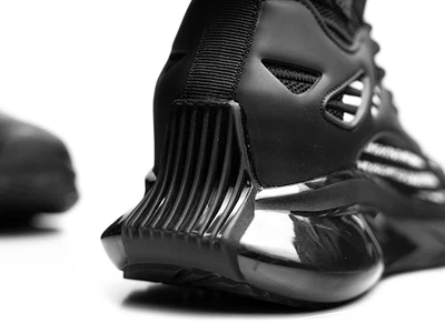 Chaussure Rehaussante sky boost